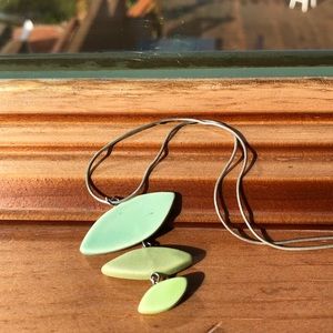 Ceramic pendant necklace